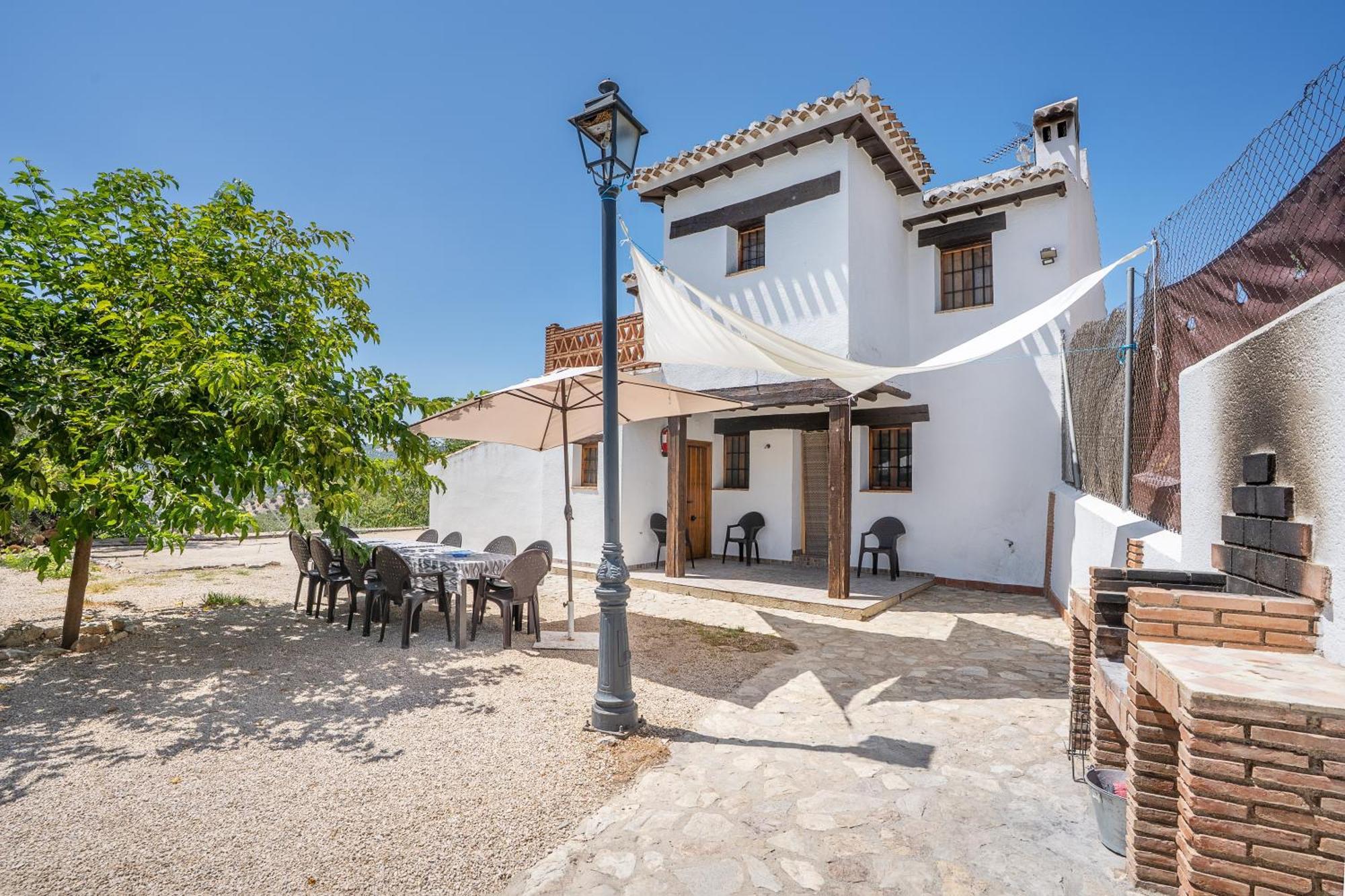 El Ventorro Guest House - Granada — Photos 1